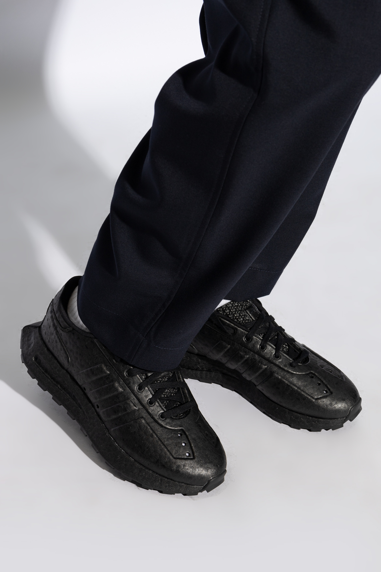 adidas CG KONTUR II Craig Green 8 ブラック。 adidas CG KONTUR II Craig Green 8 ブラック